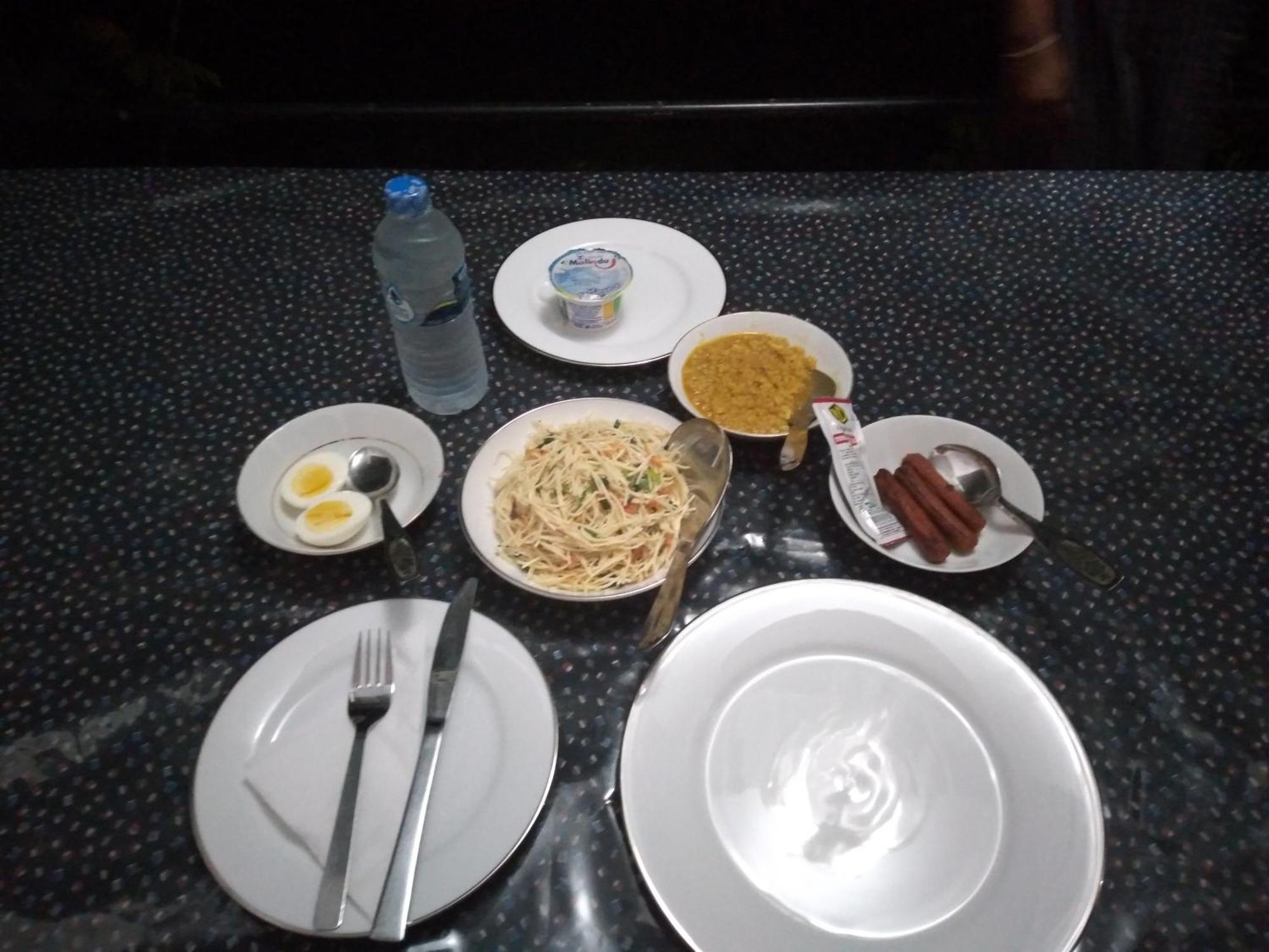 Windy Nest Apartment Ella Bagian luar foto